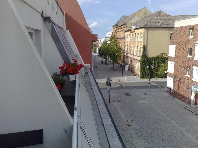 H&H Apartments Im Herzen Der Stadt Teilweise Mit Balkon Ruhig Zentral Modern Mit Kueche ไกรฟ์สวัลด์ ภายนอก รูปภาพ
